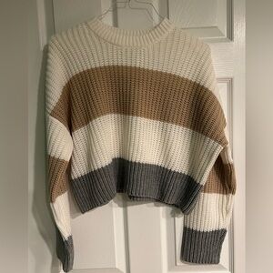 Moon & Madison Cropped Knit Sweater Women’s Size Medium